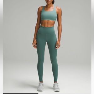 Wunder Train HR Tight 28” Pockets